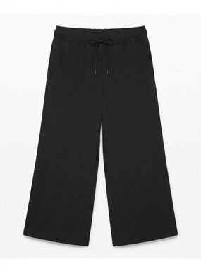 Lululemon High Waist Black Athletic Cropped Pants Wide Leg Reflective Logo